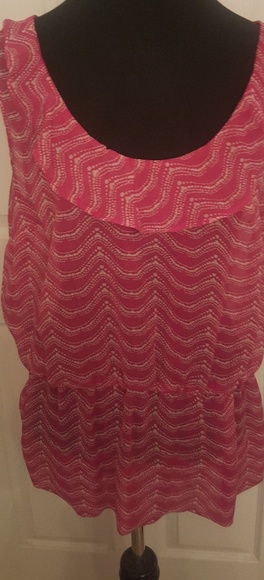GAP Tops - Pretty blouse